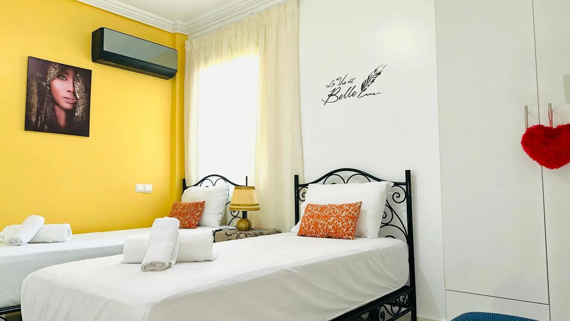 Appart F3 De Luxe A Gueliz - 5 Min De La Gare - Piscine, Wifi, Parking Au Coeur De Marrakech Marrakesh Apartment